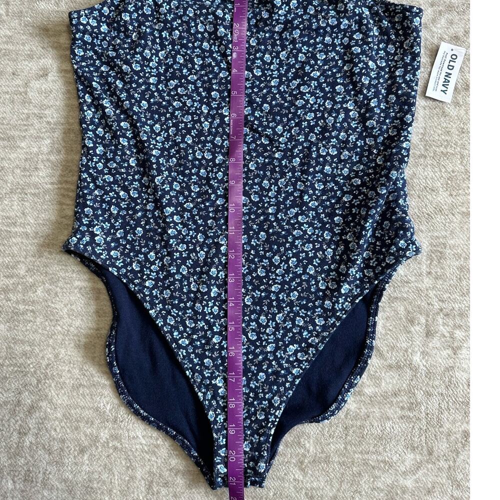 NWT Old Navy Floral Bodysuit Navy Blue Adjustable Strap Tank Size L - Picture 7 of 8